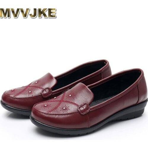 MVVJKE 2020 new rhinestone soft cowhide women flats fashionable leisure shoes non-slip soft bottom comfort women leather shoes
