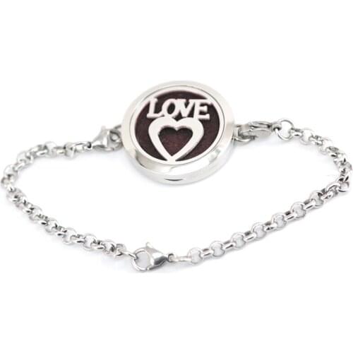 5pcs Love Heart Aromatherapy Essential Oils Stainless Steel Perfume Diffuser Locket bracelet(length7-8") include 30pcs pads