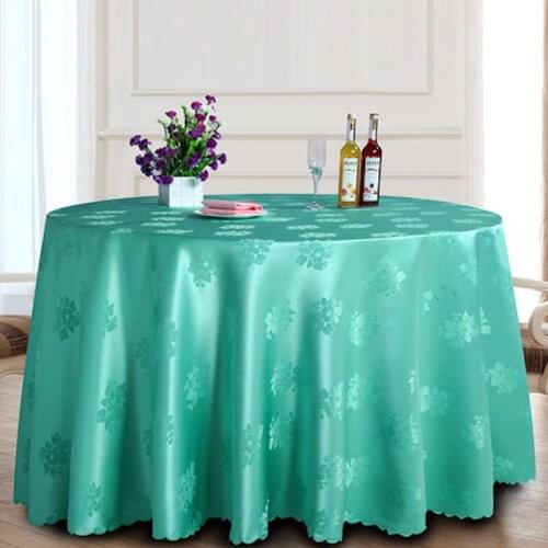Sofdi Tablecloths For The Wedding
