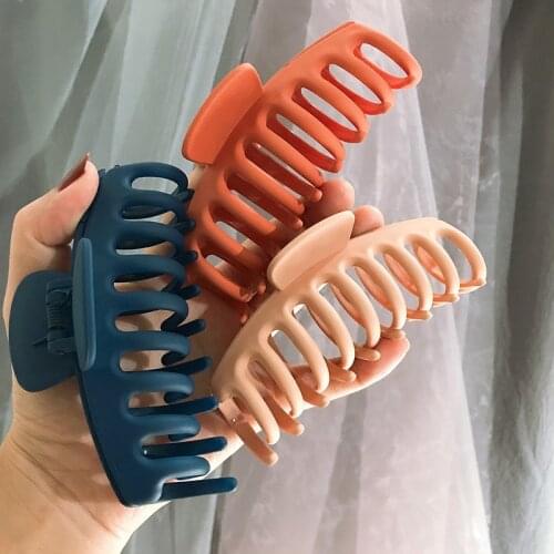 New Claw Clip for Women Tough Black Plastic Hair Claw Large Size Hair Clamps Claw Clip Crab for Hair Accessories for Hair AWAYTR