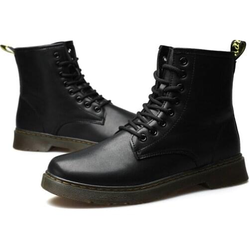 2020 winter new high-top Martin boots mens mid-tube boots trend all-match tooling shoes lightweight comfortable shoes