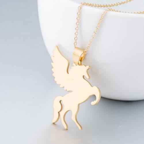 Kpop Anime Luxury Unicorn Pendant Necklace Cute Pegasus Pendant Necklace for Women Fashion Jewelry Best Gift Wholesale Halloween