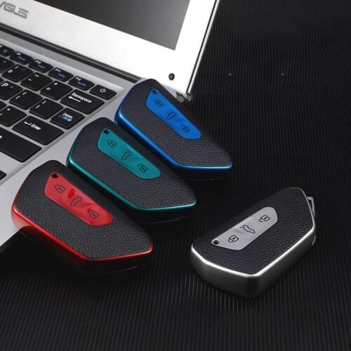 Carbon TPU Car Key Case Remote Control Protector Cover Skin 3 Button Smart Keychian Holder For VW Volkswagen Golf 8 Mk8 2020