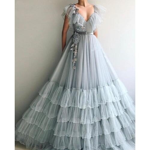 2021 Tiered Tulle Floral Evening Dresses Saudi Arabia Dubai Caftan V Neck Formal Evening Party Gowns Robe De Soiree
