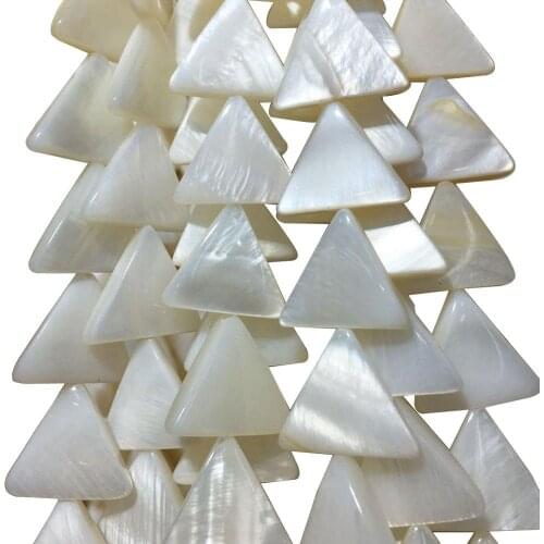 Free Shipping Fashion Jewelry 12x14mm Beautiful White Mother of pearl Shell Triangle Loose Beads 15" FG9032