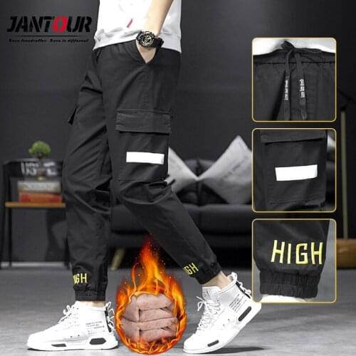 Streetwear Mens Side Pockets Cargo Harem Pants 2020 Winter Fleece Fashion Letter Appliques Male Trousers Goth Pants Pantalon