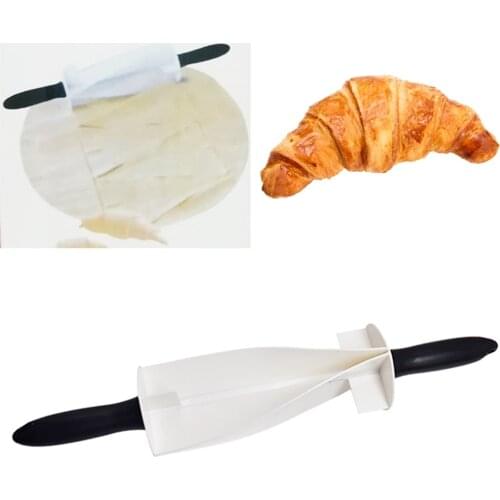 Plastic handle roll cutter for croissant bread dough pastry knife wooden handle kitchen knife for baking Kitchen baking tools