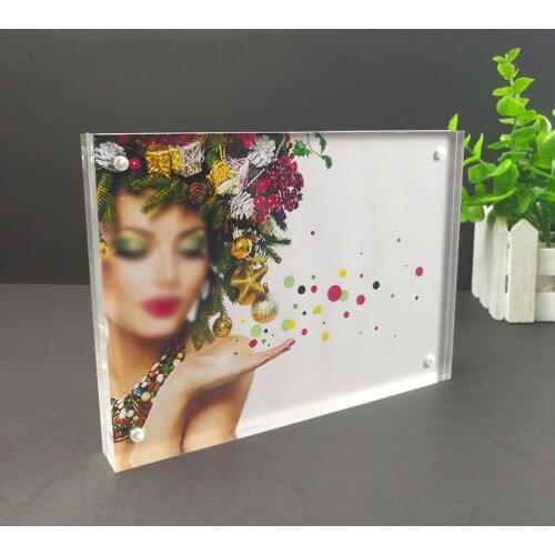 Photo Frame Clear Acrylic Magnetic Picture Photo Frame Decor Holder Wedding Wall Decor Graduation Party Props Picture frame