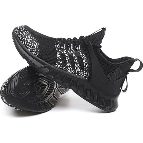 Men Sneakers Male Flat Shoes Outdoor Running Boots Soft Sole Non-Slip Lightweight 2021 Fashion Designers 39-46 Breathable New