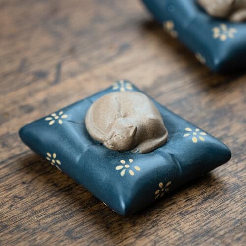 Purple Sand Cat Tea Pet Cat Cover To Personality Creative Pillow Sleepy Cat Ornaments Tea Play Chinese Tea Set Clay Tea Pet Cat