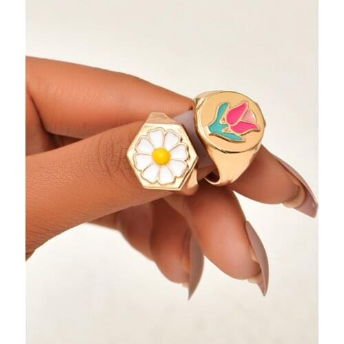 Sweet Yinyang TaichiDrip Oil Flower Rings Set Fashion Gold Daisy Geometric Rings for Women Girl Party Jewelry Gifts