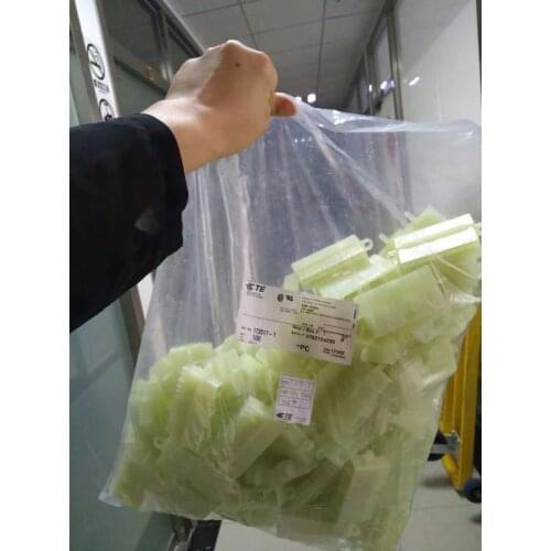 172517-1 HOUSING 21P CAP HSG MK-II W/FLANGE housings connectors terminals 100% new and original parts