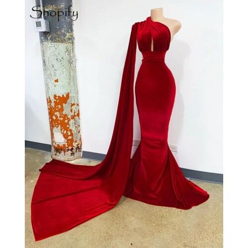 Sexy Mermaid One Shoulder Sleeveless African Black Girls Side Train Red Velvet Long Prom Dresses 2021
