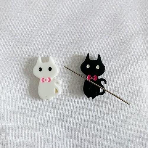 Needle Minder for Cross Stitch Embroidery Needle Magnet Magnetic Keep Track of Needles