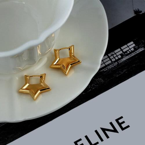 JUST FEEL Gold Color Metal Copper Irregular Star Hoop Earrings For Women Minimalist Geometrical Huggie Earrings Fashion Jewelry