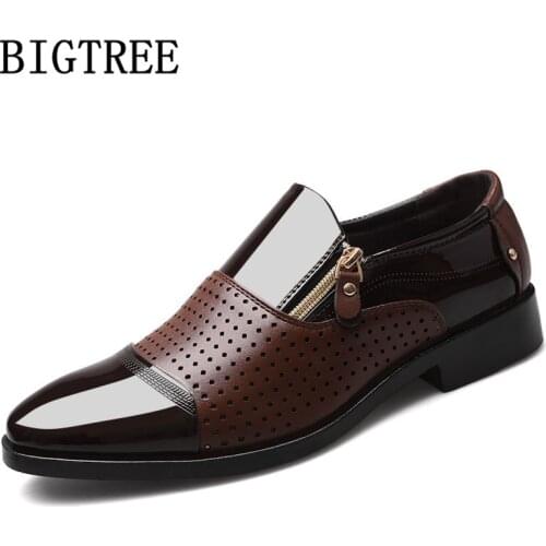 Mens Wedding Shoes Venting Hole Patent Leather Loafers Men Dressing Shoes Coiffeur Formal Shoes Men Dress Sepatu Slip On Pria