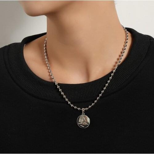 Vintage Punk Beads Chains Round Figure Pendant Necklace for Women Trending Colar Sweater Chains Necklace Fashion Jewelry Gift