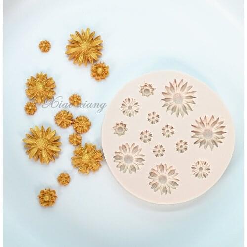 Small Flower Fondant Cake Silicone Molds Cake Decoration DIY Baking Tools Flowers Rose Daisy Chocolate Mold Soap Mold M2115