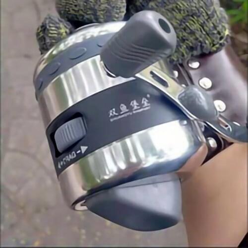 Large Closed Fishing Reel Camouflage Metal Coil Wheel Slingshot Reel Outdoor Hunting with 7# nylon line