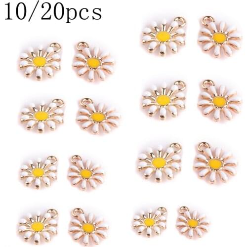 10/20PCS Beauty Lady Jewelry Gold Tone Sunflower Great Enameled Daisy Shape Alloy Charm Necklace Pendants Jewelry Crafts