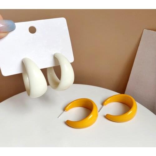 Resin C-shaped Stud Earrings for Women Personality aretes de mujer Cool Stuff pendientes para novia Fashion Womens Earrings