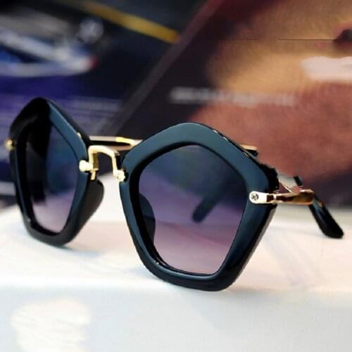 Children Sunglasses Cute metal Mirror Pentagram Sunglasses UV400 Plastic Sport Sun Glasses For Baby Girls Boys Glasses Oculos