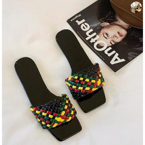 Women Sandals Summer Women Slippers Sequins Flat Beach Shoe Ladies Sandals Beach Shoes Casual Flip Flops Large size 35-42 size