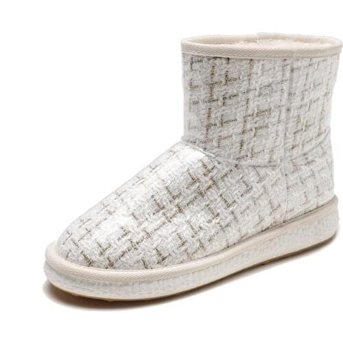 Small fragrance windproof snow boots women 2019 winter new fashion cotton shoes thick velvet short boots women bread shoes