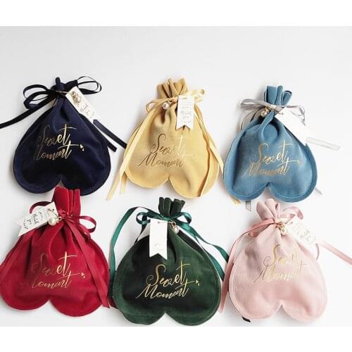 Customized Gift Box Heart Gift Candy Box Drawstring Velvet Bags for Wedding Favors Gift Bags Baby Shower Packaging Chocolate