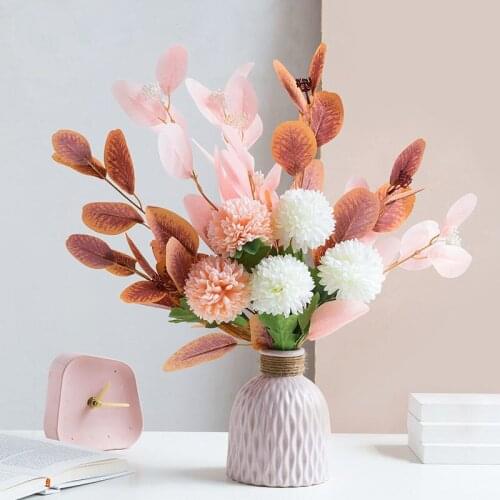 Artificial flower ornament: dressing table, plastic flower ornament, living room, indoor flower arrangement, office, imitation