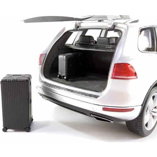 Simulation Suitcase Model Ornaments 1/18 Model Scene Cabin Luggage for 1/18 Car Model Scene Display Collectible