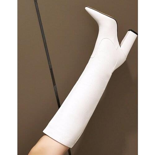 Arden Furtado 2020 winter fashion serpentine pointed Coarse with high heels black red yellow and white Knee high boots