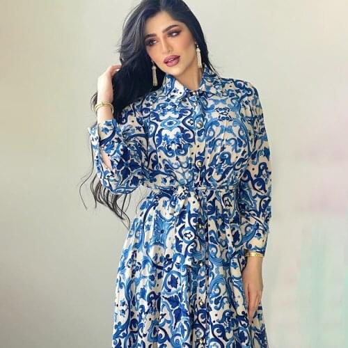 FridayIn Autumn New Fashion Bohemia Embroidery Long-sleeved Muslim Dress JUBBAH Women Clothes Turn-off Collar Arabian Long Skirt