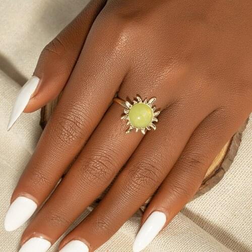 Cute Sunflower Rings For Women Girl Elegant Jewelry Simple Design Stone Finger Rings Adjustable Wedding Party Gift Cheap Female