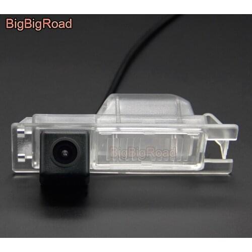 BigBigRoad Car Rear View Parking CCD Camera For Alfa Romeo 156 159 166 147 Brera Spider 2005 / For FIAT Grande Chevrolet Malibu