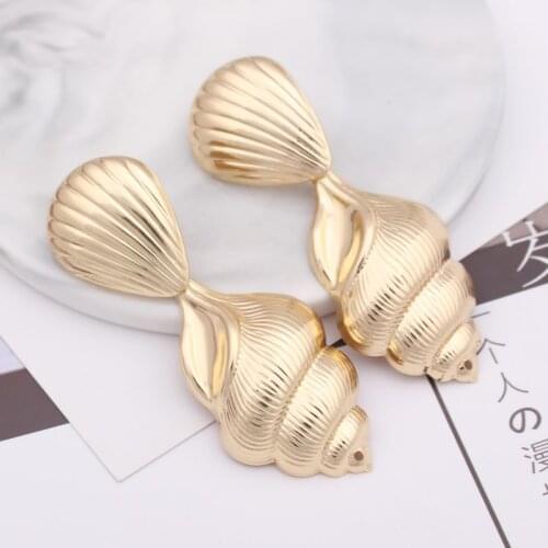 Exaggerated Shell Earrings Women Gold Color Geometric Irregular Starfish Conch Statement Brincos Fashion Beach Jewelry