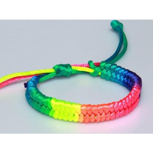 Feira De Vaidade Friendship Bracelets