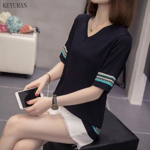 Plus Size 2021 Summer New Women Knitted T Shirt Fashion Embroidered V-Neck Loose Women Top Large Size Women T Shirts