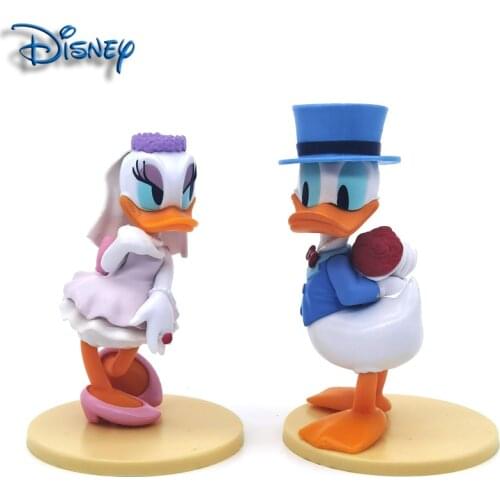Disney 12cm Childrens Hand-made Donald Duck Daisy Exquisite Model Wedding Birthday Cake Decoration Couple Fnger Model