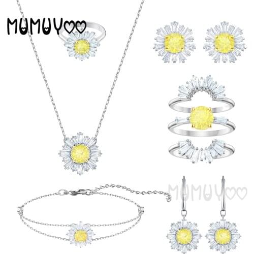 Fashion Jewelry High quality SWA 1:1 Fashionable and Exquisite Yellow Sunflower Charm Flower Pendant Necklace for women