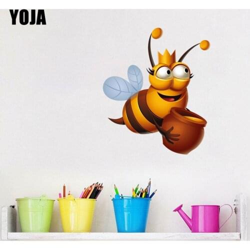 YOJA 38.2×45.1CM Bee Holding Honey Pot Creative Cartoon Kids Room Wall Decor Home Bedroom Stickers 8WS0270