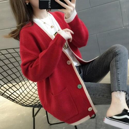 V-neck knitted cardigan womens top early spring 2021 new style foreign style small man with red sweater coat