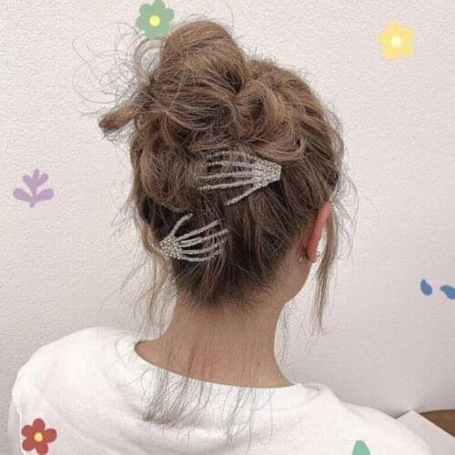 1pcs Skull Hand Bone Hairpin Gripper Ghost Skeleton Hair Clips Hairclips Bone Claw Hair Accessories