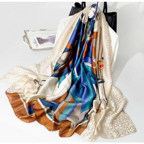 2021Luxury Brand Scarves Spring Autumn New Style Scarf Women Silk Shawl Fashion Warming Printed Headscarf infinity chiffon hijab