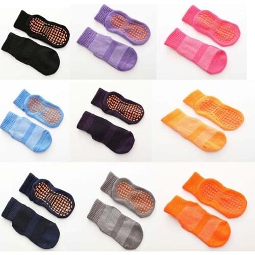 20 pairs / lot Four seasons Trampoline socks Boys & Girls Indoor sports Home anti-slip floor socks Foot massage women yoga socks