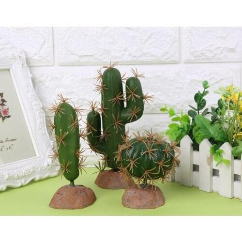 Reptiles Habitat Green Plastic Terrarium Plant for Amphibians Home Garden Ornament