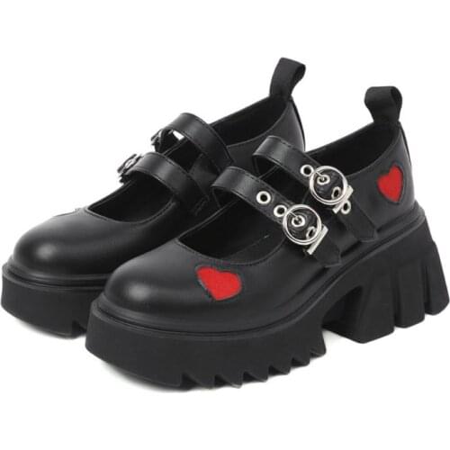New Gothic Girls Red Heart Shoes Thick Heel Mary Jane Shoes For Women Vintage Style Platform Pumps Rubber Sole Spring Fall