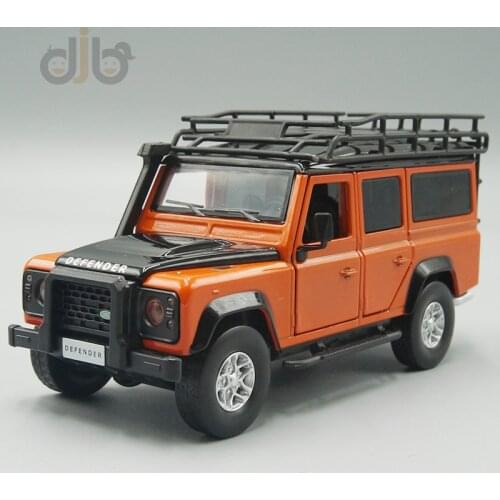 1:32 Diecast Metal Model Toys Rover Defender Pull Back Car With Sound & Light For Gifts