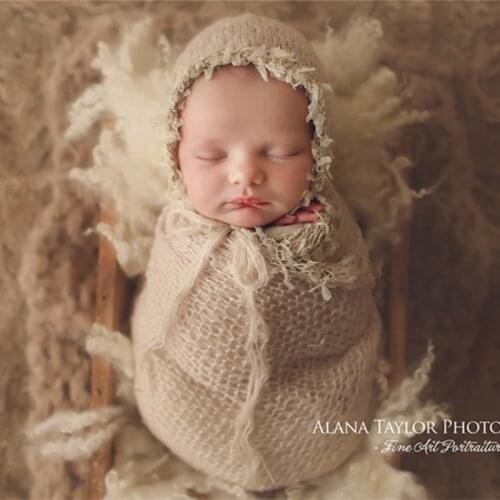 Newborn photography props,lace wrap with matching hat,stretch super fluffy,baby soft blanket(40*80 CM)