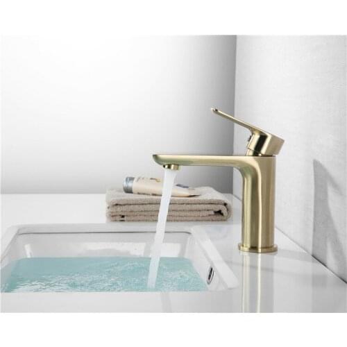 High quality Brass bathroom sink faucet single hole single handle cold hot water basin mixer faucet copper tap